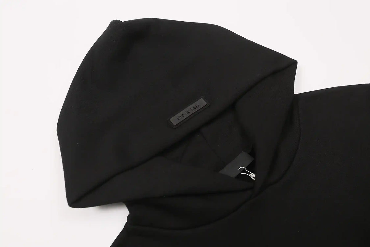 Essentials Black Hoodie – Relaxed Streetwear Pullover